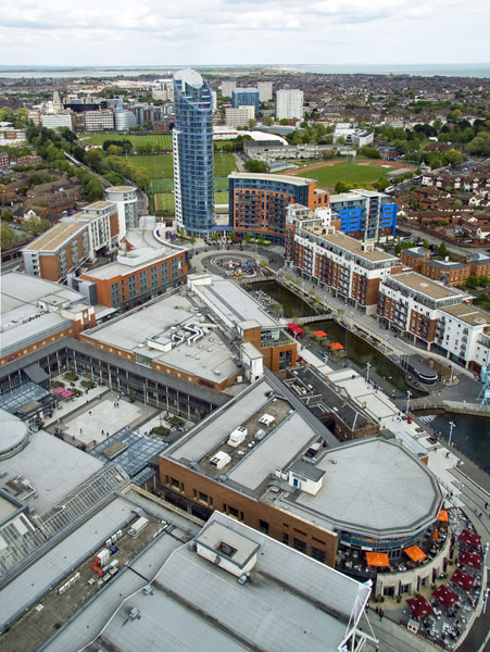 Gunwharf Quays,Spinnaker Tower,Portsmouth