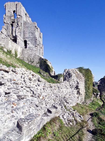 Corfe Castle,Keep,Curtain Wall,Ruin,National Trust