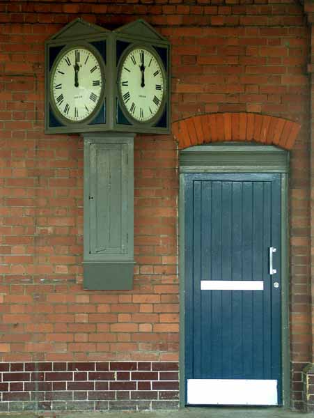 Yeovil Junction Station,Railway,Clock